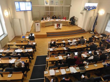 Skupština Kantona Sarajevo - kao u najbolja vremena - politička manipulacija stanovništvom